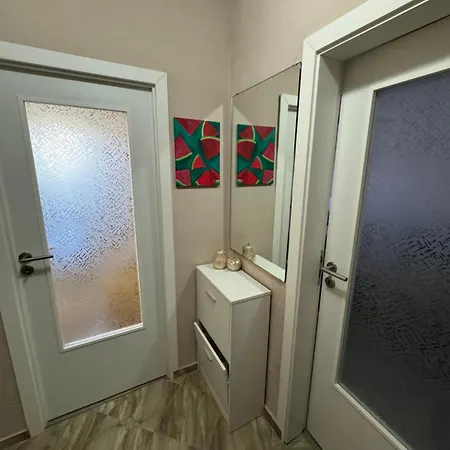 דירה малък уютен וארנה