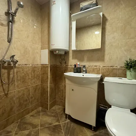 малък уютен *